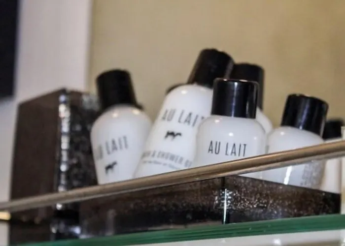 Chapter Two Bar 宾馆 马尔顿